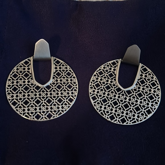 Diane Silver Statement Earrings In Silver Filigree - Picture 3 of 7